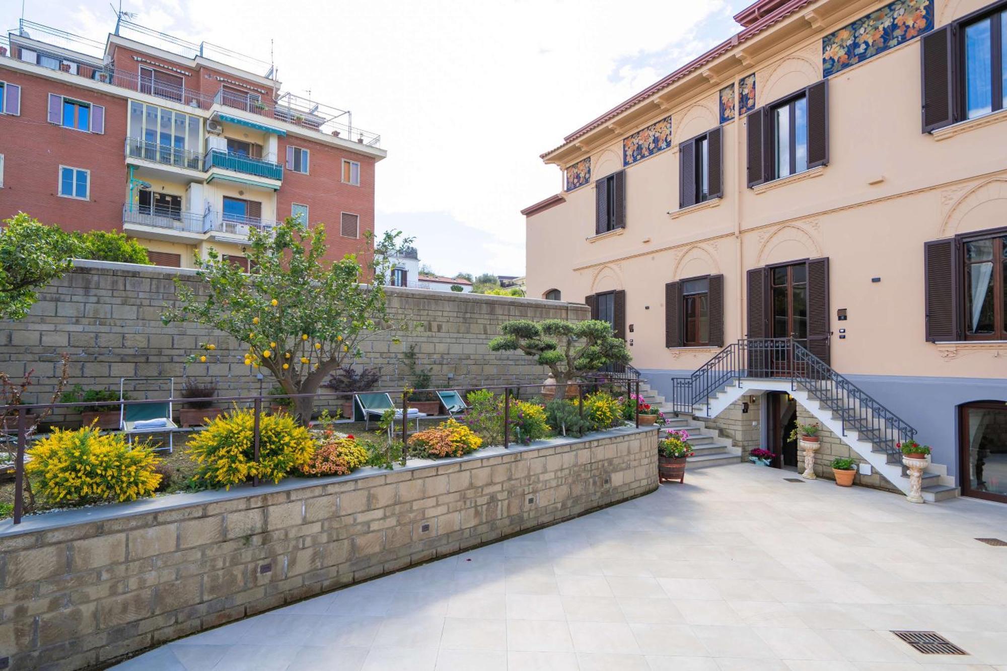 Villa Agostino Luxury B&B Вико-Экуенсе Экстерьер фото
