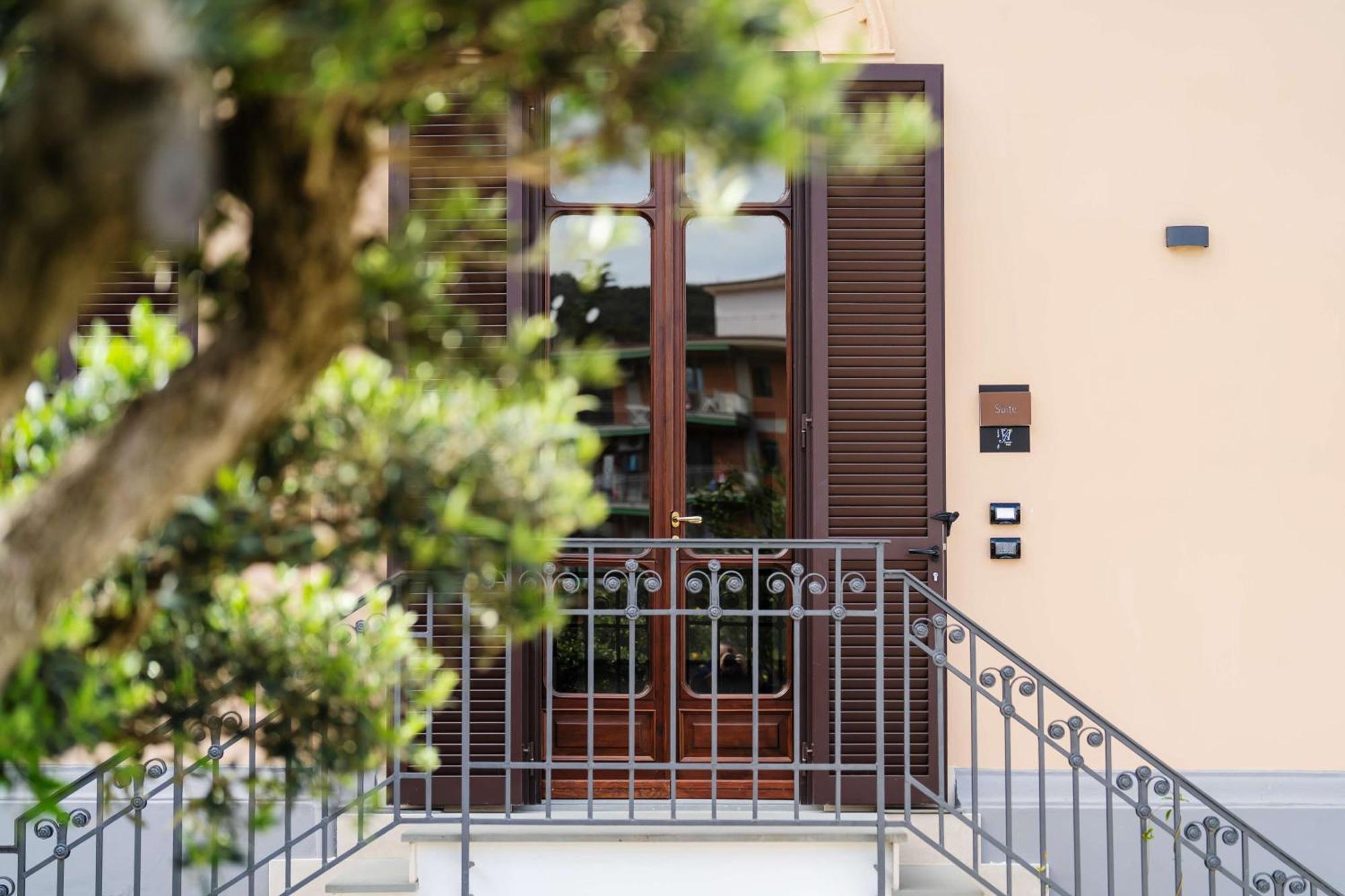 Villa Agostino Luxury B&B Вико-Экуенсе Экстерьер фото