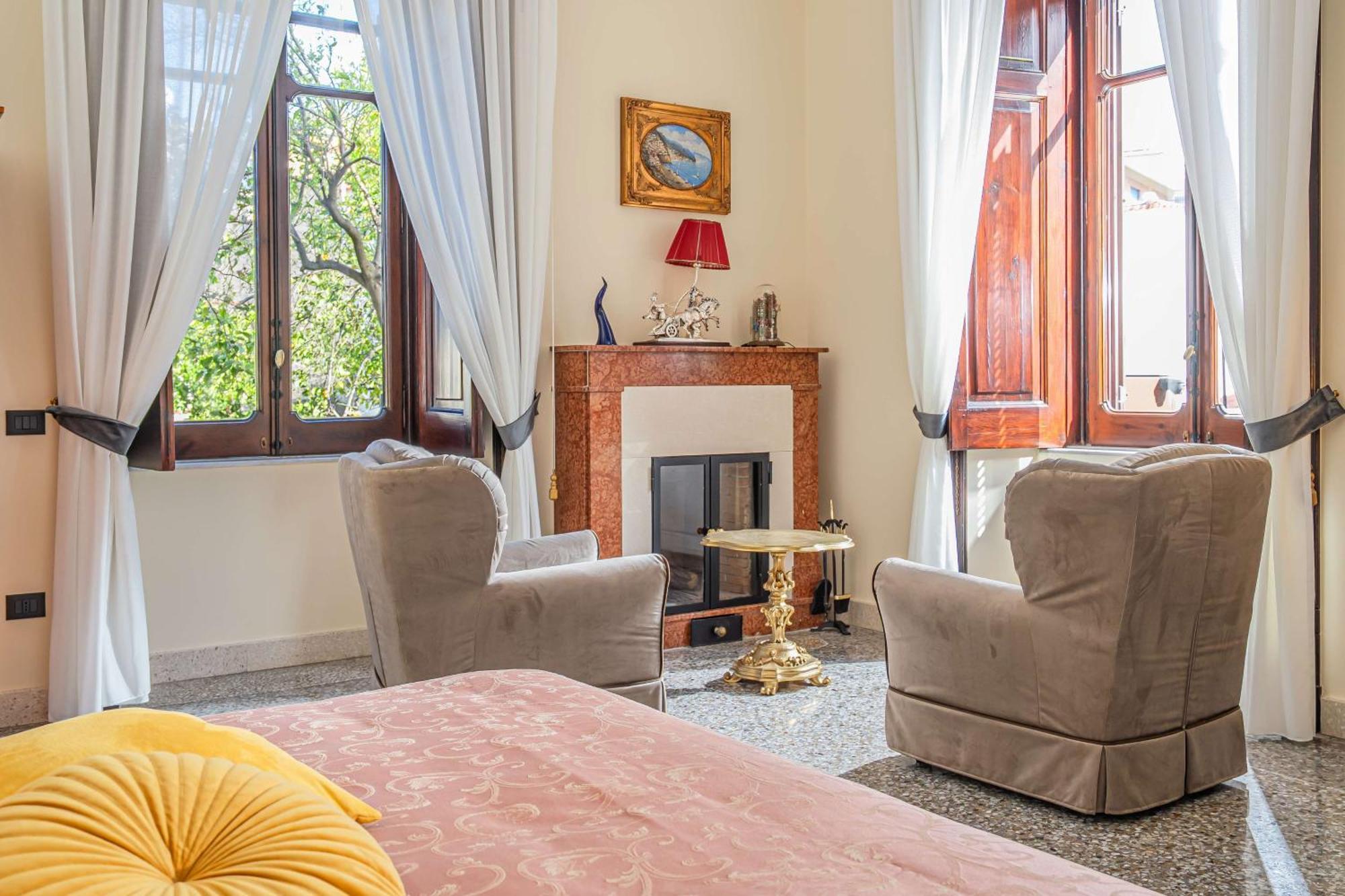 Villa Agostino Luxury B&B Вико-Экуенсе Экстерьер фото